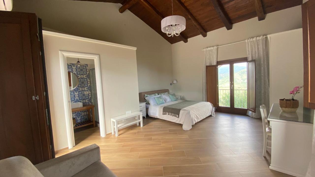 מונטקוריצ'ה Tenuta Belvedere Cilento מראה חיצוני תמונה